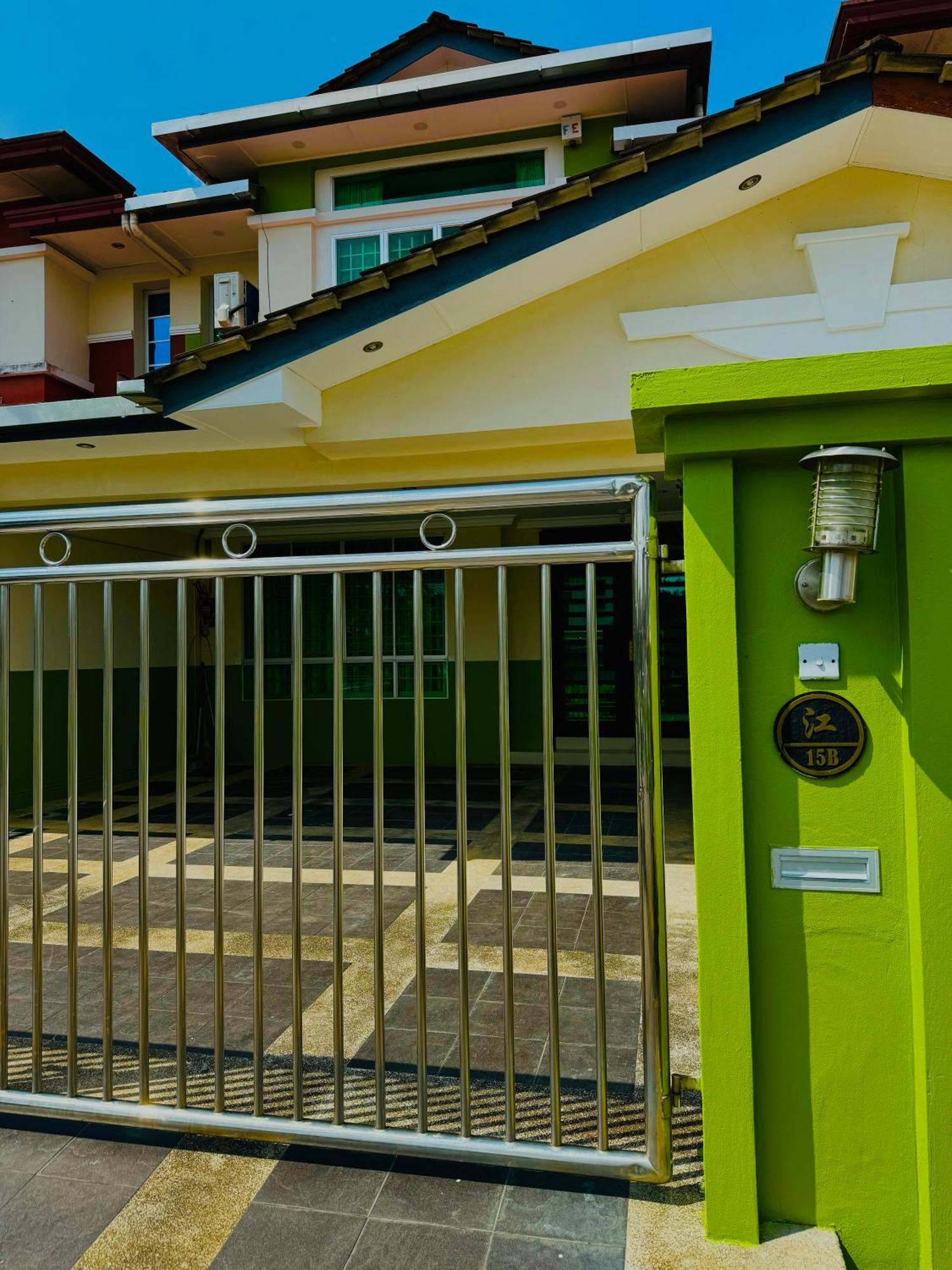 Hmairbnb@Two Sibu Luaran gambar